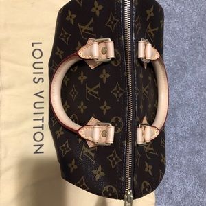 Louis Vuitton Speedy 25
